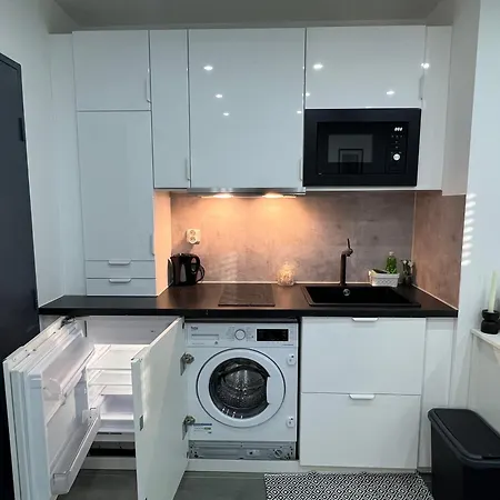 2 Pers Near Basel Stationnement Gratuit *